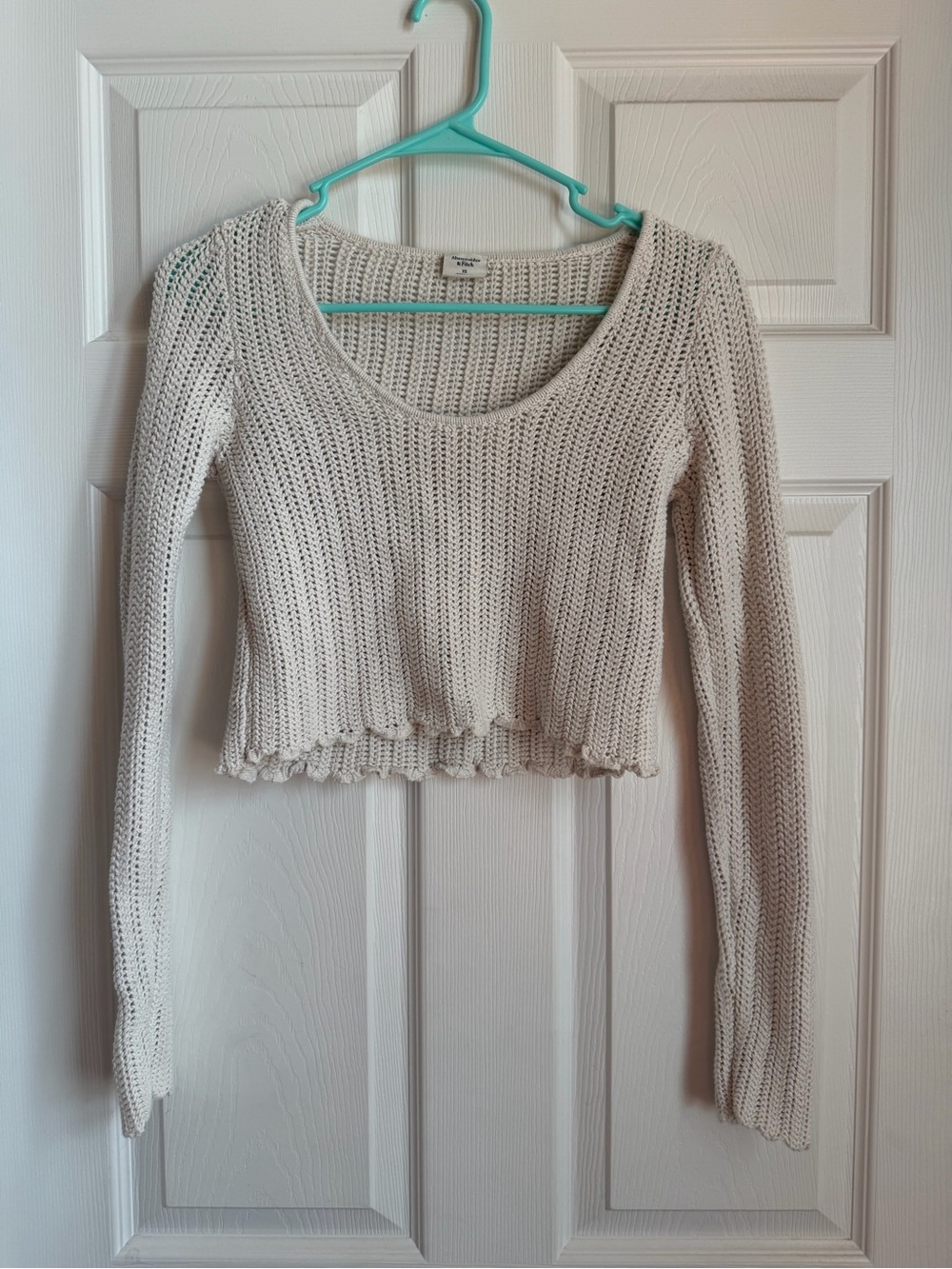 Cream Cropped Knit Sweater - Women's Long Sleeve